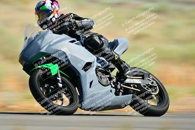media/May-31-2025-Classic Track Day (Sat) [[da23ab3028]]/Group B/Session 1 (Turns 3 and 5)/